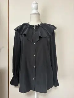 UNTITLED /大人かわいいフリル付き長袖ブラウス/黒