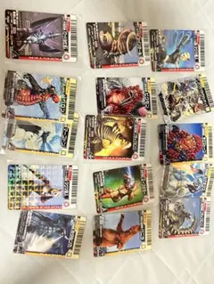 ウルトラマン 大怪獣バトル カード95枚セット - メルカリ