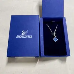 SWAROVSKI スワロフスキー　666547 ブルースクエアペンダント