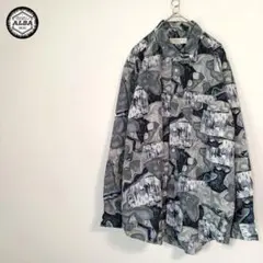 デザインシャツ　幾何学柄　アートデザイン　レトロ　モノトーン　白　黒　長袖　L