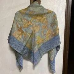 ルチアーノソプラーニ　シルク100%フラワープリントストール(実家保管品)