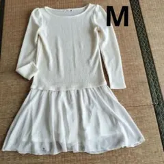 婦人長袖ワンピース、フリーサイズ多分Mサイズ