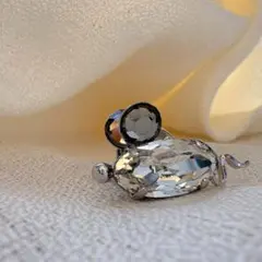 Christian Dior ピンバッジ　クリスタル　マウス　Germanyのサムネイル