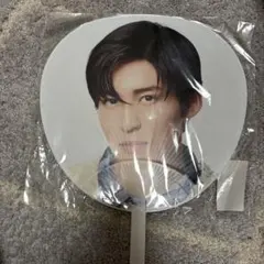 Snow Man LIVE TOUR 2022 目黒蓮さんうちわ