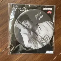 Stray kids リノ　缶バッチ