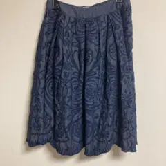 GRANDE BENE 刺繍入りスカート 38のサムネイル