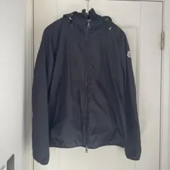 MONCLER ブラック フード付きジャンパー