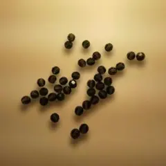 スワロフスキー 5000 モリオン 4mm