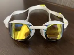 speedo ゴーグル　クッションありタイプ