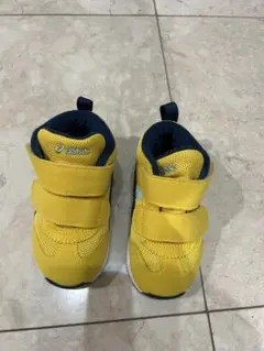 ASICS イエロー ベロクロシューズ　アシックス