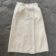 【美品】ルスーク　ホワイト フレアスカート ミモレ丈のサムネイル