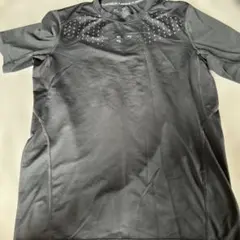 UNDER ARMOUR ブラック アンダーシャツ