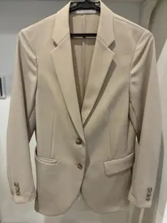 ユニクロ　感動ジャケット