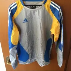 アディダス ピステ