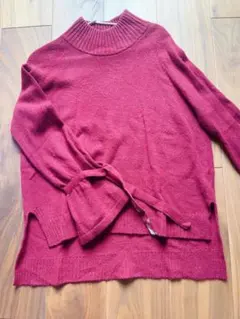 ブルーレーベルクレストブリッジ　タートルネック バーガンディニット 長袖