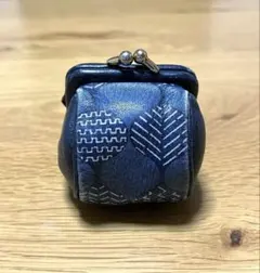 がま口コインケース　小銭入れ　レディース　革製