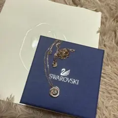 Swarovski ゴールド 円形ペンダント ネックレス
