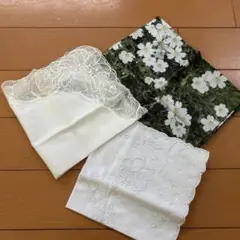 クラシクス　ザ　スモールラグジュアリ　ホワイトレースハンカチ