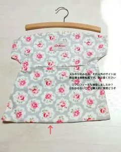キャスキッドソン　ハンガー付き　服型　洗濯バサミ入れのサムネイル
