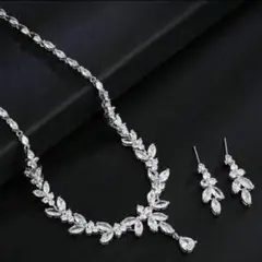 【あー様専用】ブライダル　ネックレス・イヤリング　セット　結婚式