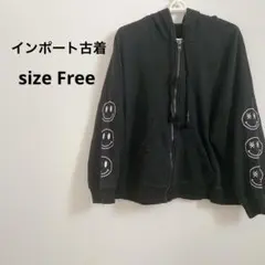 インポート古着【Free】黒 スマイリーフェイス刺繍　フーディ
