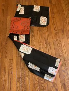 アンティーク黒地 絣模様 着物のサムネイル