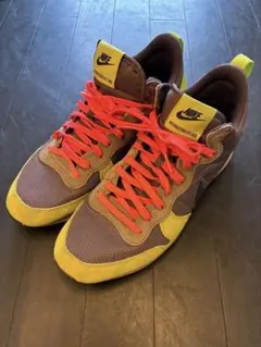 NIKE INTERNATIONALIST MID スニーカー 27.5cm