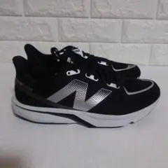 New Balance Fresh Foam ブラック/シルバー 25.5cm