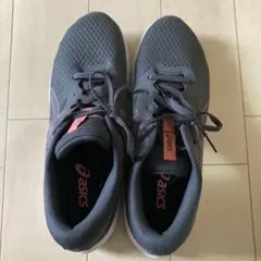 アシックス　25センチ