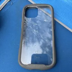 iFace Reflection ケース 透明 ひび割れあり