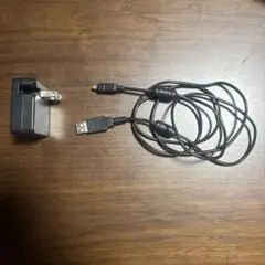 オリンパス デジタルカメラ　ACアダプター、充電ケーブルのサムネイル