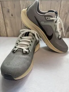 超美品☆NIKE Air Zoom Pegasus 40 グレー27cm ラン