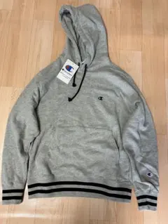 Champion プルオーバーパーカー グレー Mサイズのサムネイル