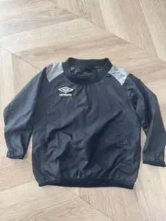 umbro ブラック 長袖ピステ　キッズ
