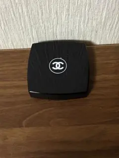 CHANEL レ キャトル オンブル ブトン219