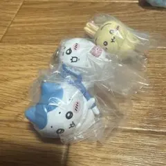 ちいかわ つまんでつなげてますこっと　ちいかわ　ハチワレ　うさぎ