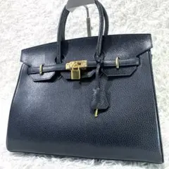 ハンドバッグ　南京錠　カデナ　ターンロック　本革　シボ加工　A4可　底鋲　自立