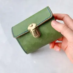 イタリアンレザー　三つ折り財布　グリーン
