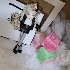 ♥むっち♥ ♡♬.*゜様☆ご専用　　　ドールチャーム☆みるくちゃん♪牛革スーツ