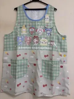 新品・未使用　サンリオキャラクターズ　保育士　エプロン　大きいサイズのサムネイル