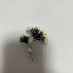 イチョウの葉 パール ブローチ シルバーカラー