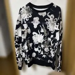 ヴィヴィアンタム総柄 トレーナー - メルカリ