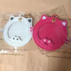 可愛い ネコ耳 前足つき缶バッジケース　缶バッチホルダー キーホルダー推し活2色