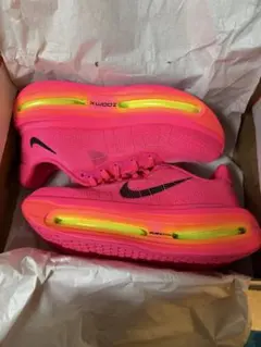 NIKE VOMERO PREMIUM ボメロプレミアム