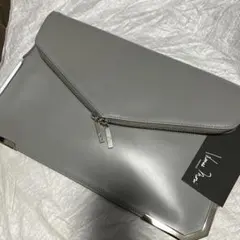 お値下げ！【未使用】ハナエモリ 牛革 クラッチバッグ