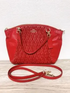【美品】coach コーチ　ショルダーバッグ　ハンドバッグ　レッド⭐︎