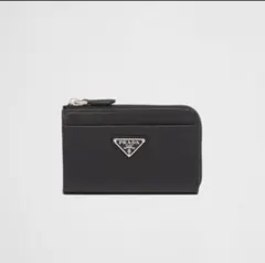 プラダ サフィアーノトライアングル キーケース