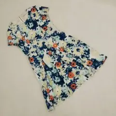 オペークドットクリップ ワンピース 半袖 クルーネック 花柄 裏地あり ワールド