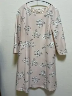 【美品】フェルゥ　Aライン花柄ワンピース　2 結婚式2次会　謝恩会　清楚　可愛い