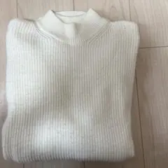 アイボリー リブ編み タートルネック セーター